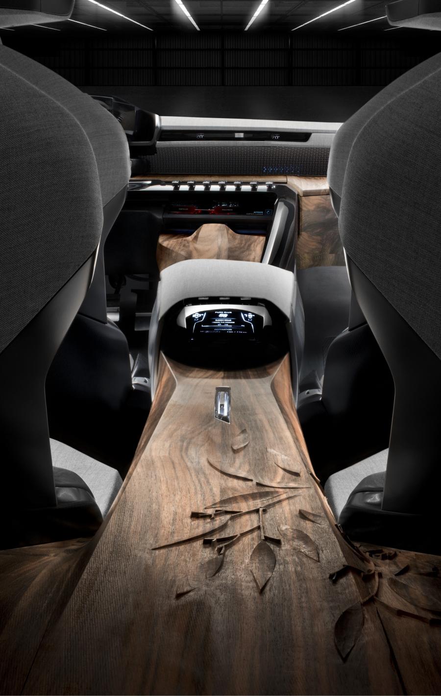  Peugeot Exalt Concept 2014 года  (фото 16 из 17)